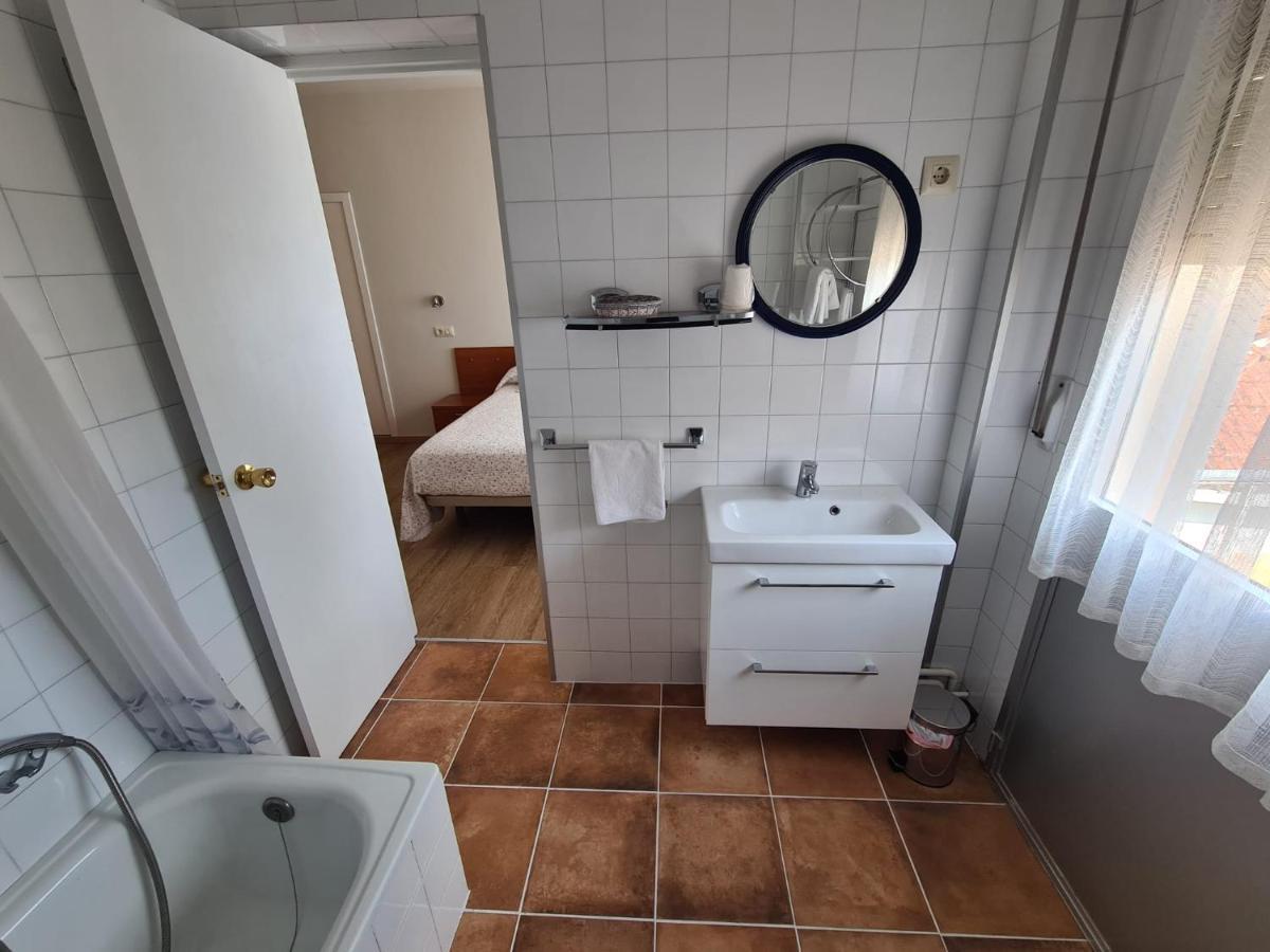 Hostal Playa Atlantica Hotell Louro Exteriör bild